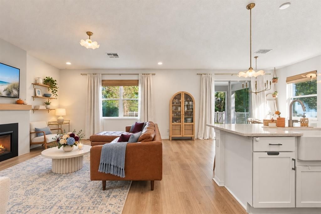 En Venta: $499,999 (3 camas, 2 baños, 2143 Pies cuadrados)