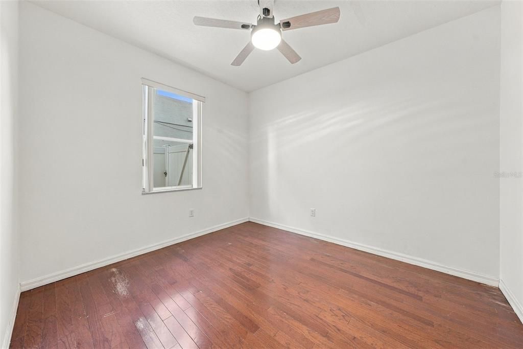 For Sale: $385,000 (4 beds, 2 baths, 1825 Square Feet)