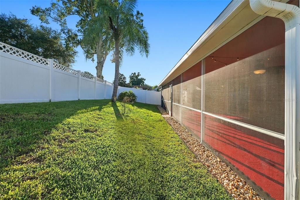 For Sale: $385,000 (4 beds, 2 baths, 1825 Square Feet)