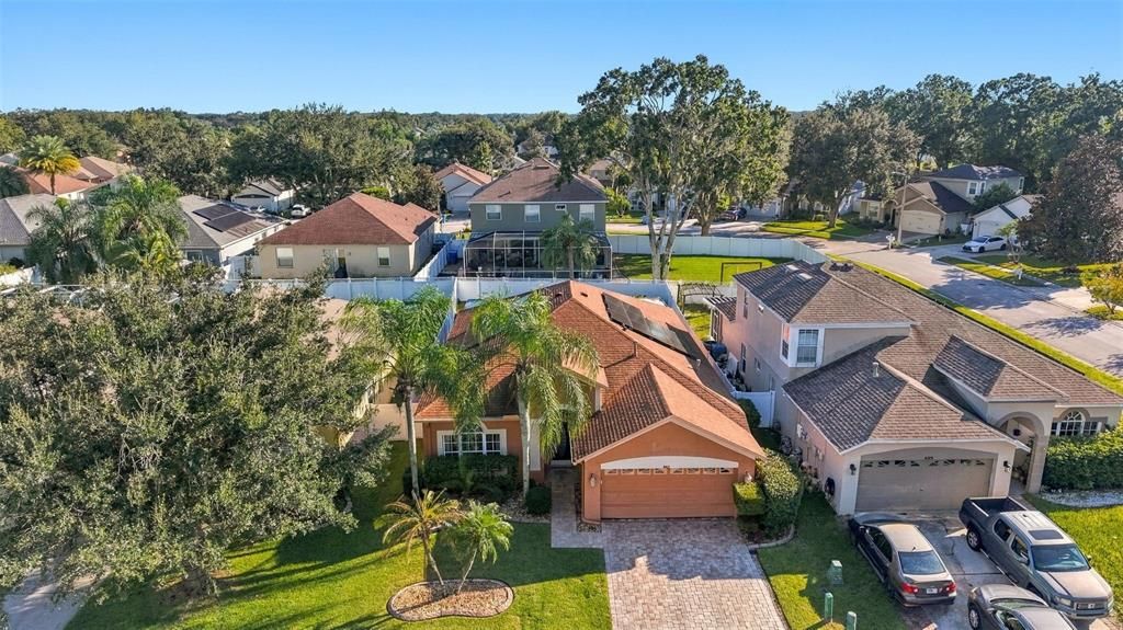 For Sale: $385,000 (4 beds, 2 baths, 1825 Square Feet)