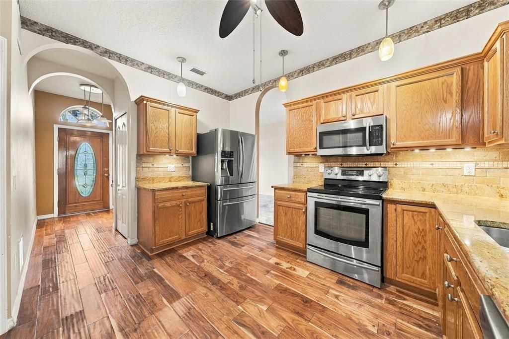 For Sale: $385,000 (4 beds, 2 baths, 1825 Square Feet)