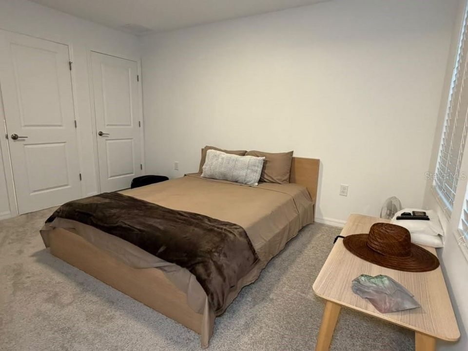 For Rent: $1,800 (2 beds, 2 baths, 1275 Square Feet)
