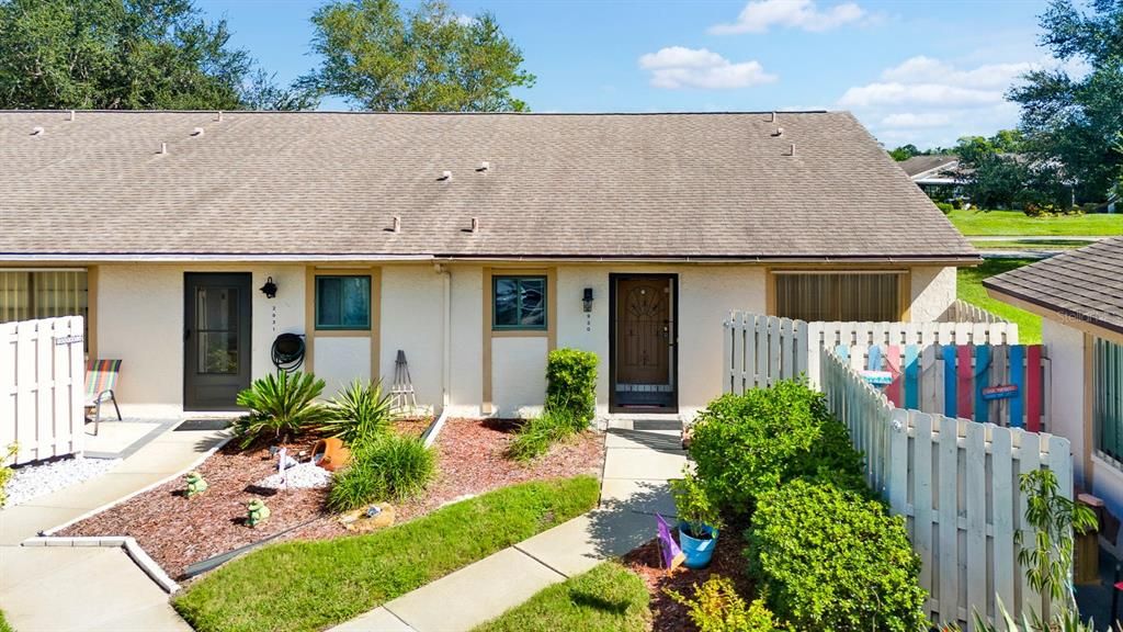 For Sale: $175,000 (2 beds, 2 baths, 946 Square Feet)