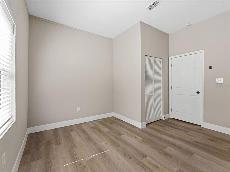 На продажу: $499,999 (5 спален, 3 ванн, 1620 Квадратных фут)