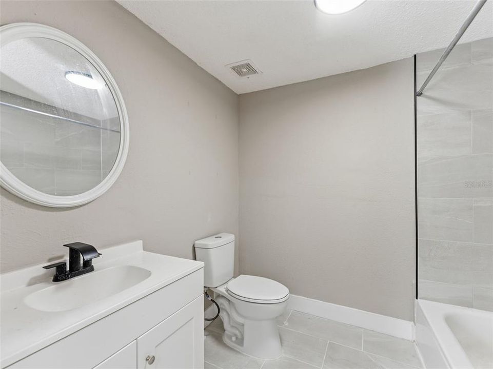 На продажу: $499,999 (5 спален, 3 ванн, 1620 Квадратных фут)