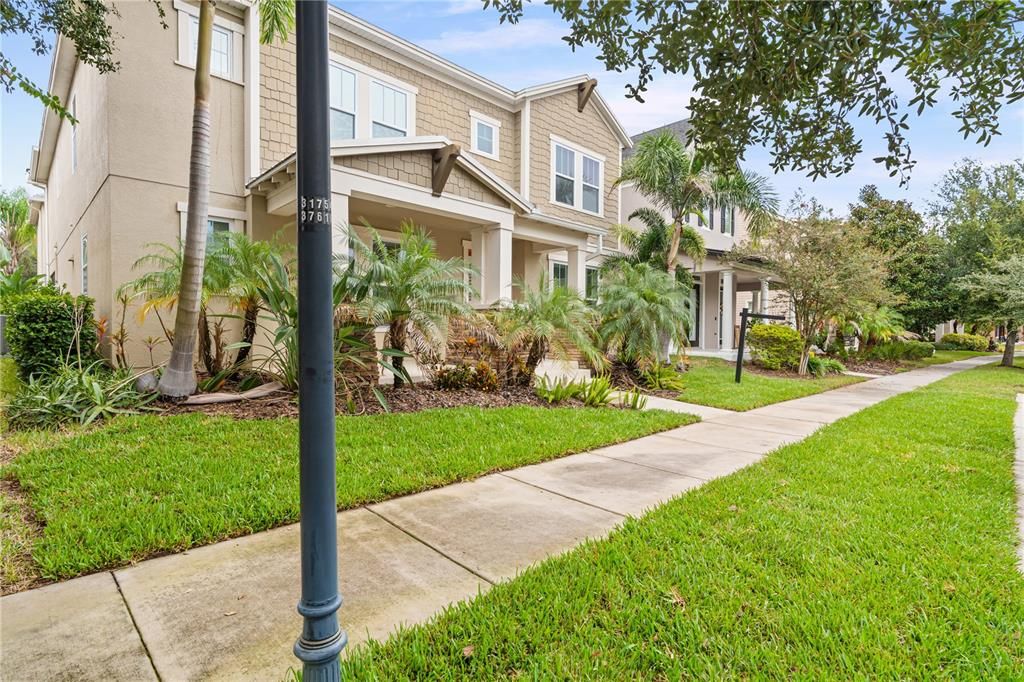 For Sale: $725,000 (5 beds, 4 baths, 3852 Square Feet)
