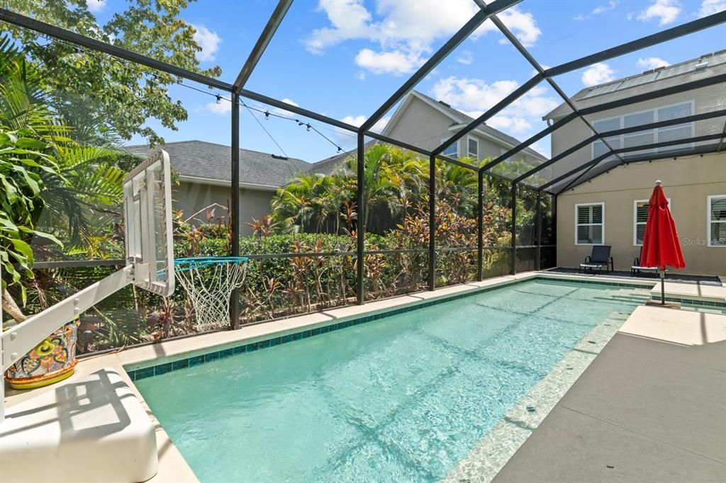 For Sale: $725,000 (5 beds, 4 baths, 3852 Square Feet)