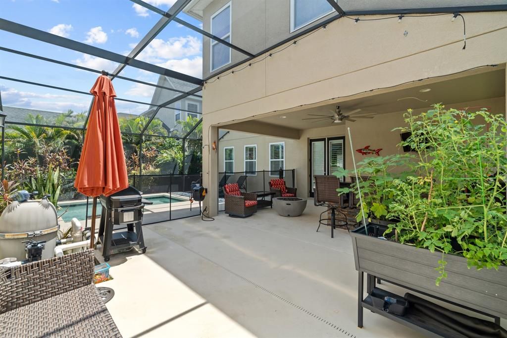 For Sale: $725,000 (5 beds, 4 baths, 3852 Square Feet)