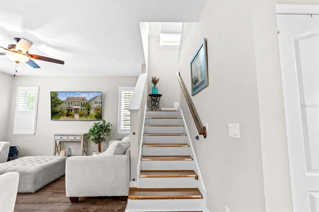 For Sale: $725,000 (5 beds, 4 baths, 3852 Square Feet)