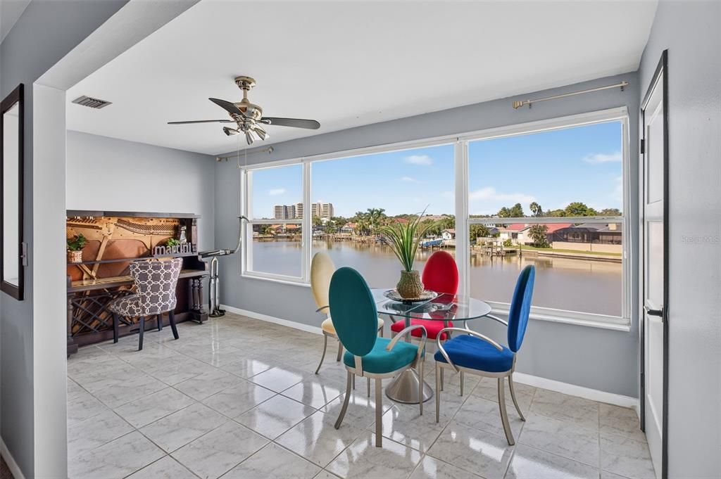 For Rent: $2,100 (2 beds, 2 baths, 1250 Square Feet)