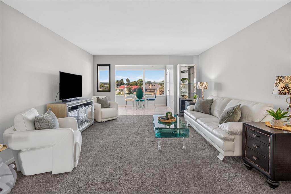 For Rent: $2,100 (2 beds, 2 baths, 1250 Square Feet)
