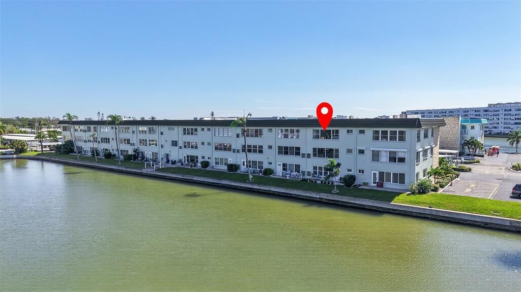 For Rent: $2,100 (2 beds, 2 baths, 1250 Square Feet)