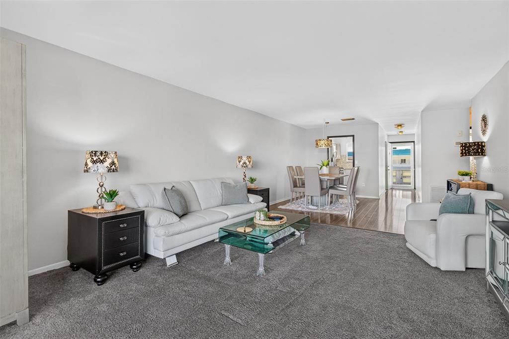 For Rent: $2,100 (2 beds, 2 baths, 1250 Square Feet)