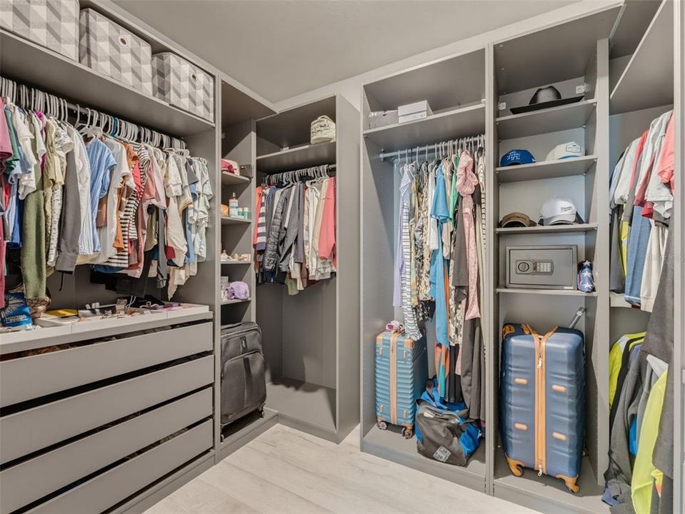 На продажу: $525,000 (4 спален, 3 ванн, 2566 Квадратных фут)