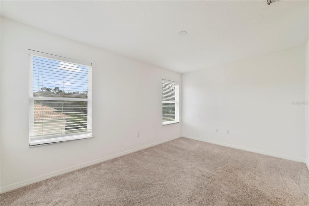 En Venta: $519,000 (4 camas, 3 baños, 3101 Pies cuadrados)