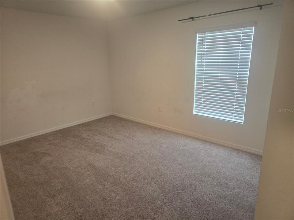 В аренду: $2,200 (4 спален, 2 ванн, 2104 Квадратных фут)