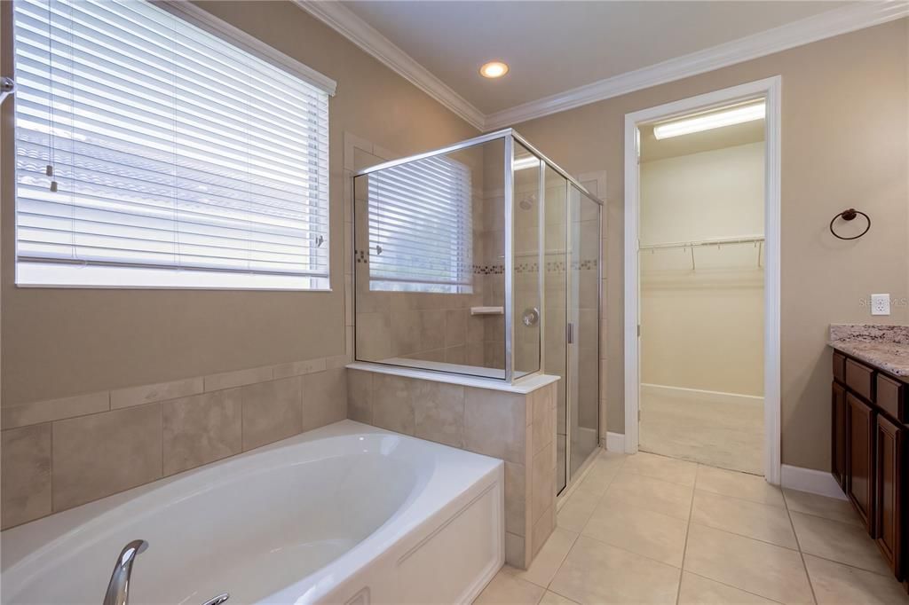 En Venta: $625,000 (3 camas, 2 baños, 1941 Pies cuadrados)