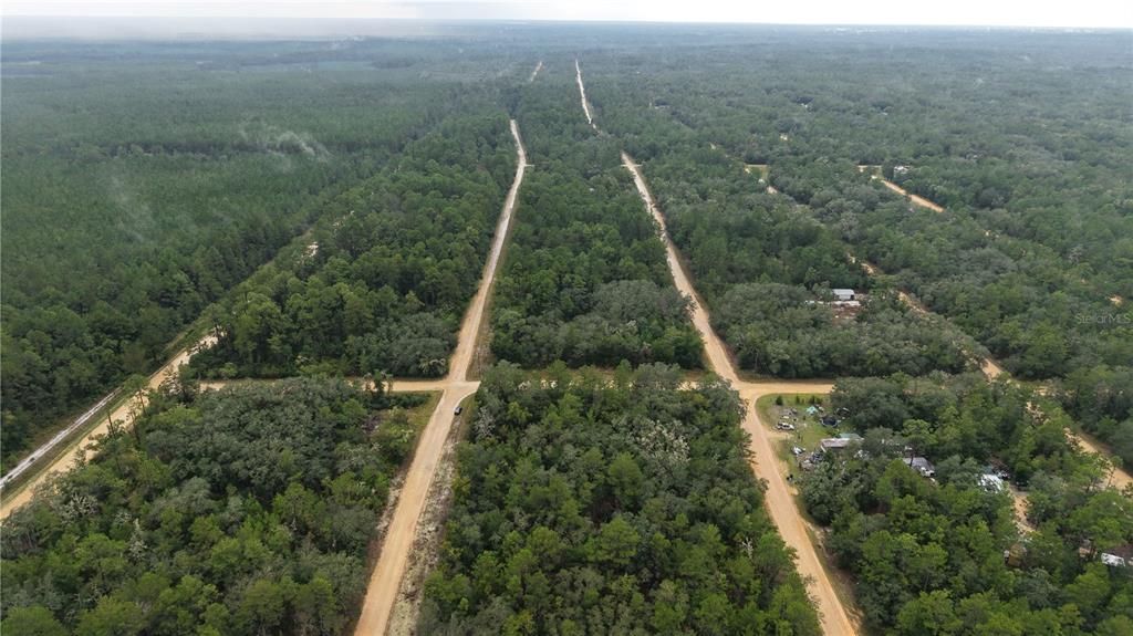 На продажу: $13,500 (0.22 acres)