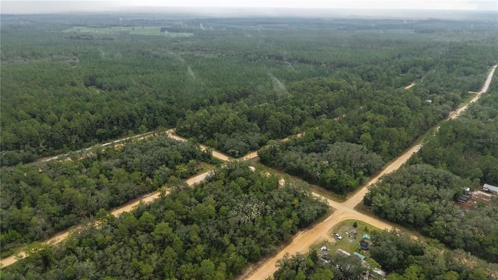 На продажу: $13,500 (0.22 acres)