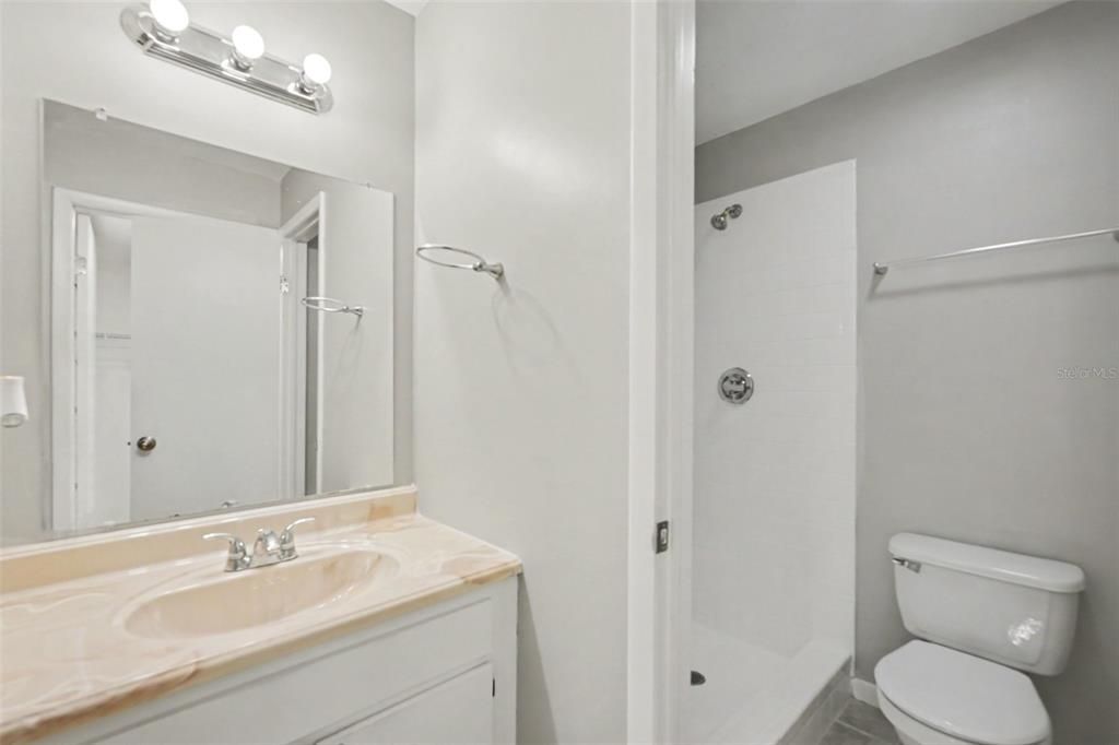 For Sale: $334,900 (3 beds, 2 baths, 1272 Square Feet)