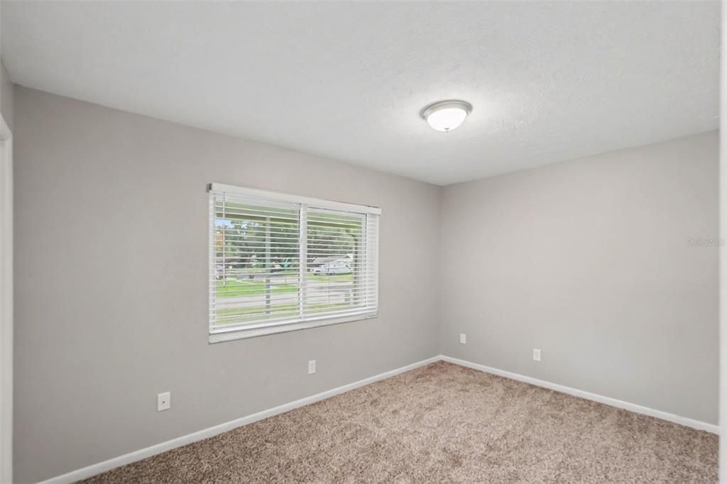 For Sale: $334,900 (3 beds, 2 baths, 1272 Square Feet)