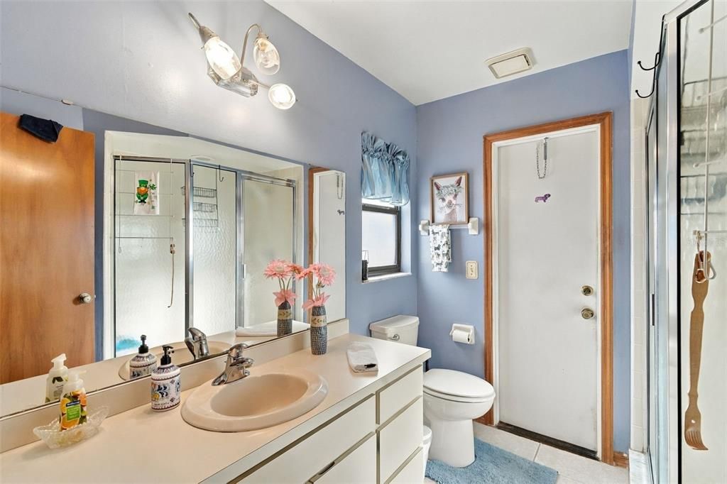 En Venta: $365,000 (3 camas, 2 baños, 1830 Pies cuadrados)