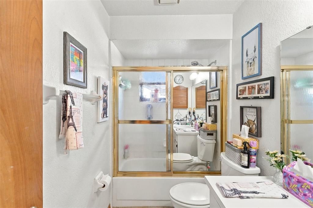 En Venta: $365,000 (3 camas, 2 baños, 1830 Pies cuadrados)