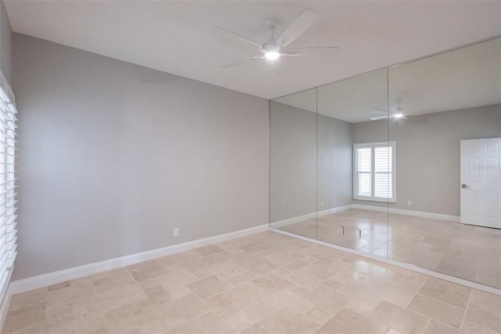 For Rent: $2,900 (2 beds, 2 baths, 1163 Square Feet)