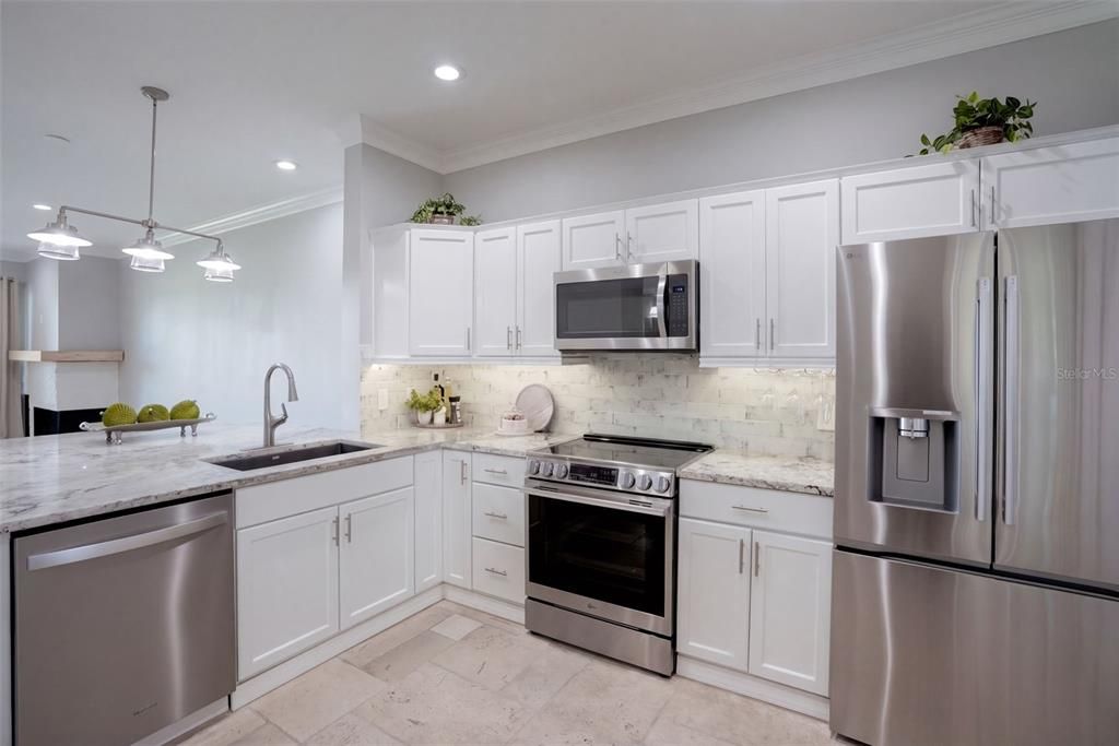For Rent: $2,900 (2 beds, 2 baths, 1163 Square Feet)
