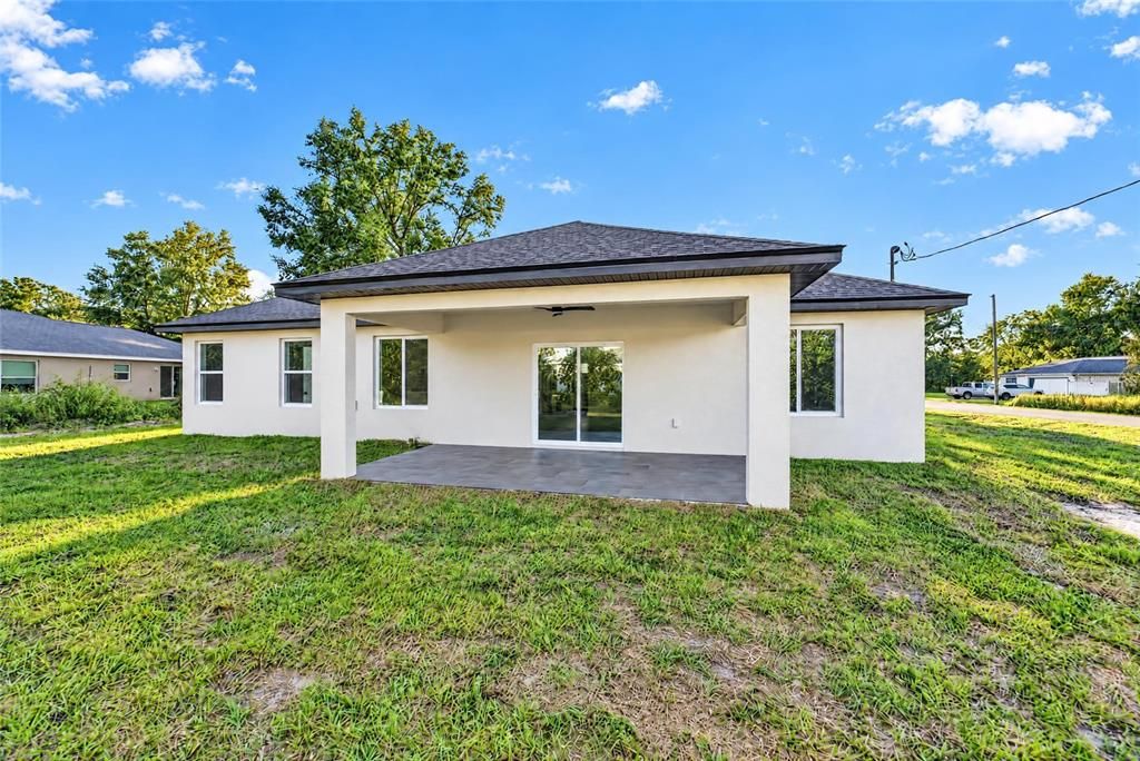 На продажу: $324,900 (4 спален, 2 ванн, 1863 Квадратных фут)