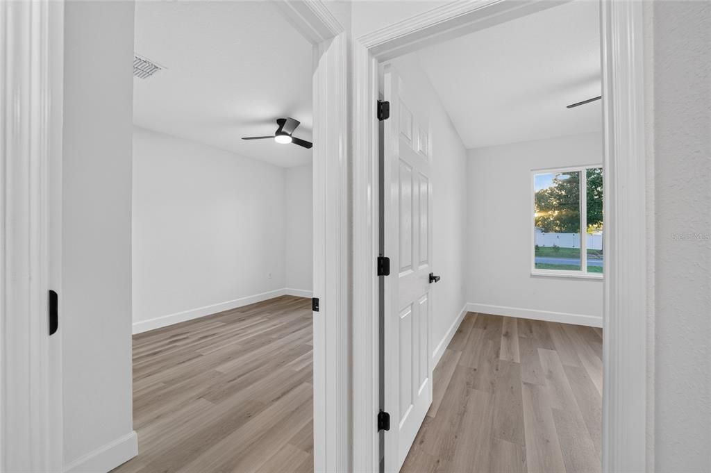 На продажу: $324,900 (4 спален, 2 ванн, 1863 Квадратных фут)