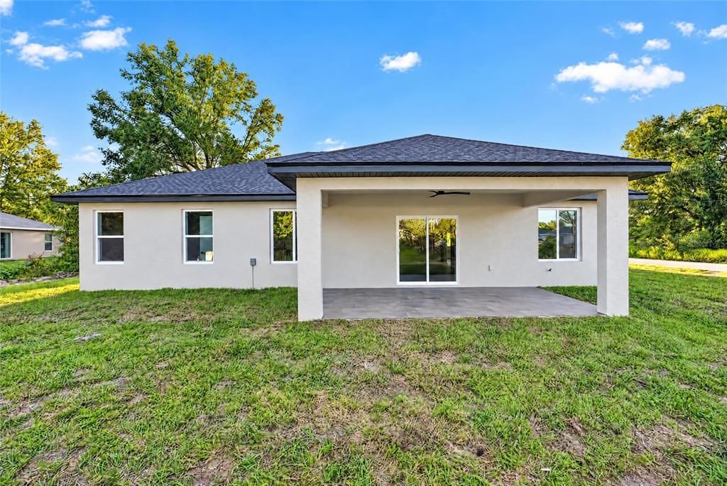 На продажу: $324,900 (4 спален, 2 ванн, 1863 Квадратных фут)