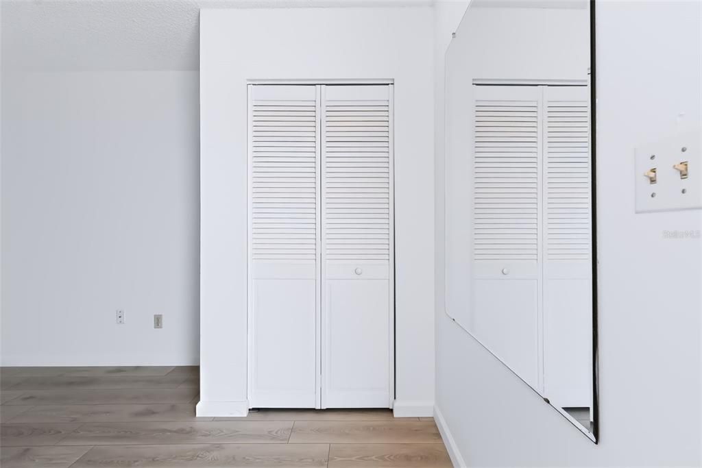 На продажу: $225,000 (2 спален, 2 ванн, 1516 Квадратных фут)