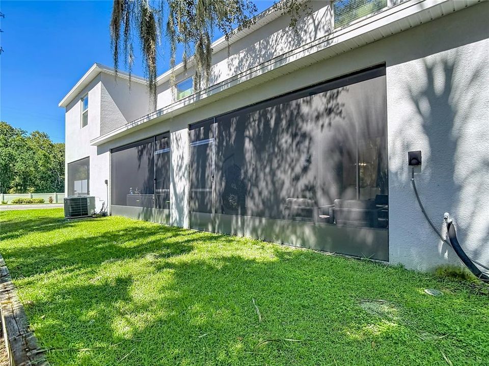 For Rent: $2,600 (3 beds, 2 baths, 1673 Square Feet)
