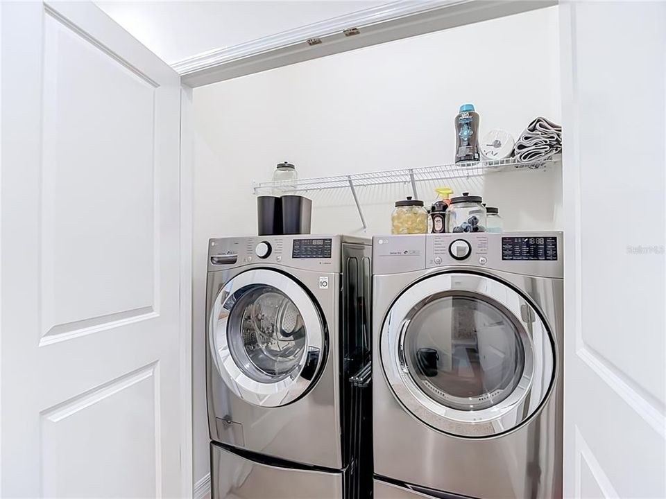 For Rent: $2,600 (3 beds, 2 baths, 1673 Square Feet)