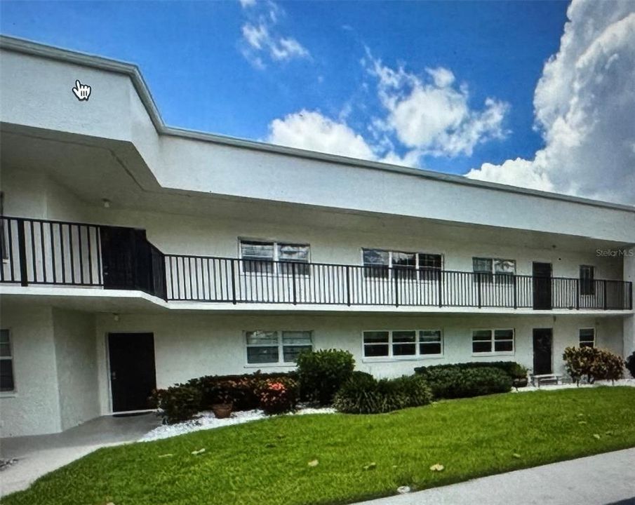 For Sale: $250,000 (3 beds, 2 baths, 1500 Square Feet)