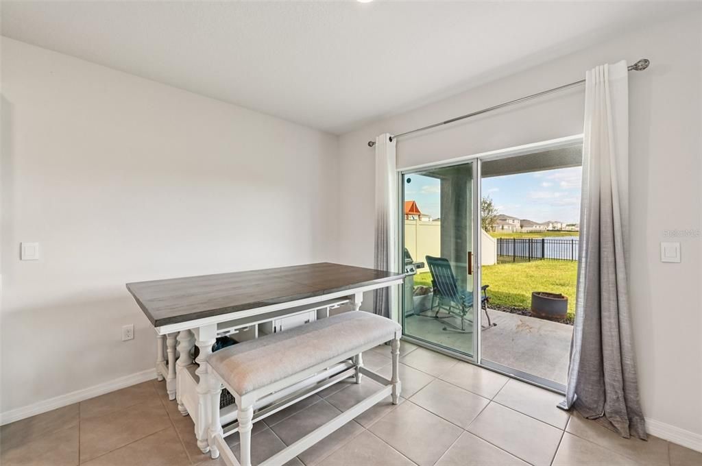 En Venta: $465,000 (5 camas, 3 baños, 2674 Pies cuadrados)