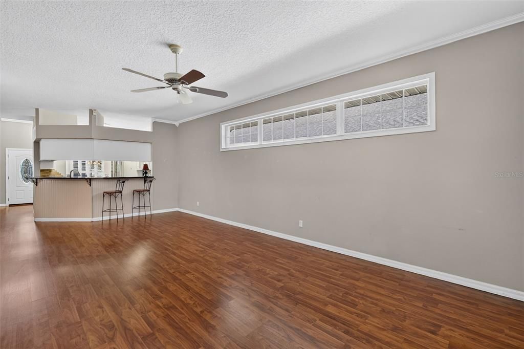 For Sale: $269,900 (3 beds, 2 baths, 1622 Square Feet)
