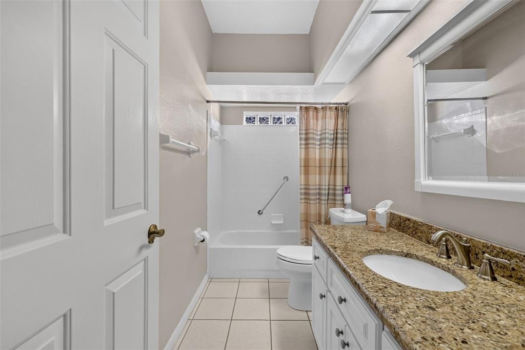 For Sale: $269,900 (3 beds, 2 baths, 1622 Square Feet)