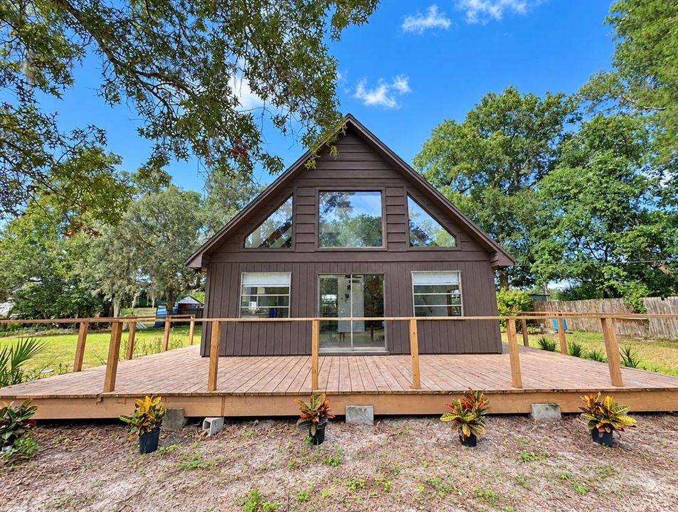 For Sale: $275,000 (2 beds, 2 baths, 1388 Square Feet)