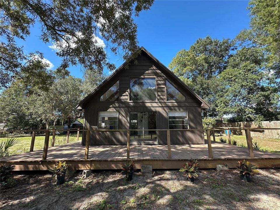 For Sale: $275,000 (2 beds, 2 baths, 1388 Square Feet)