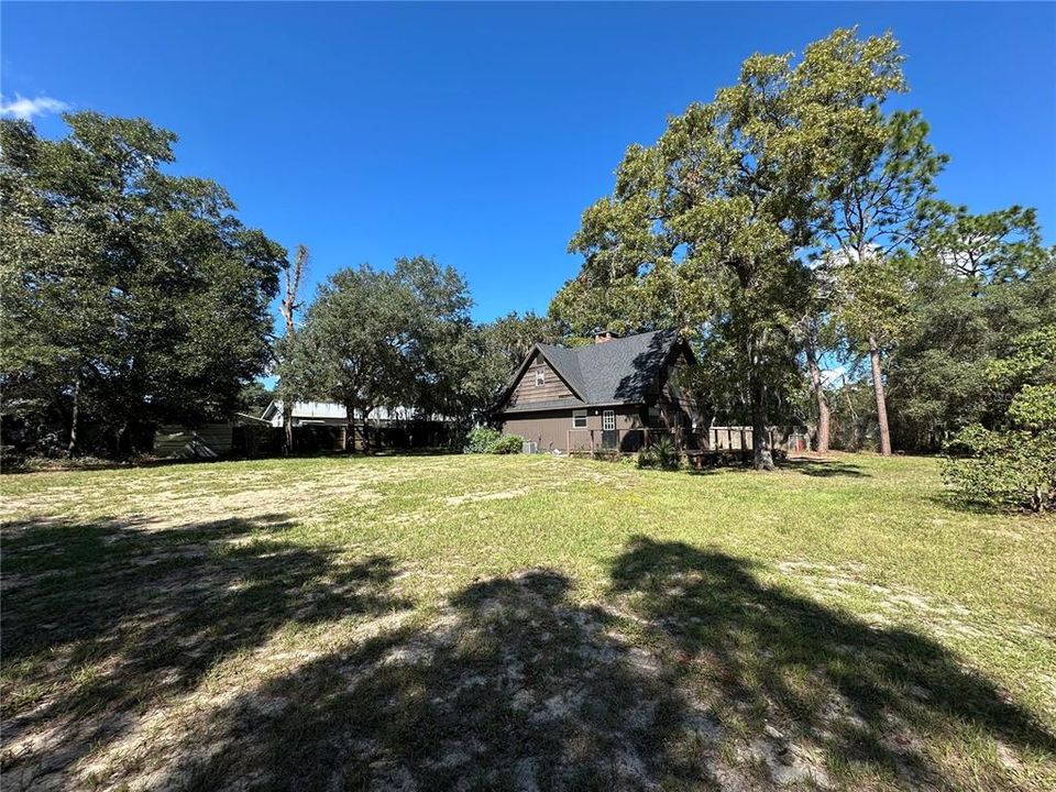For Sale: $275,000 (2 beds, 2 baths, 1388 Square Feet)