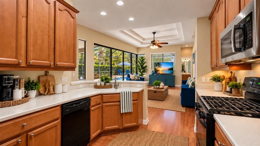 En Venta: $549,900 (4 camas, 3 baños, 2242 Pies cuadrados)