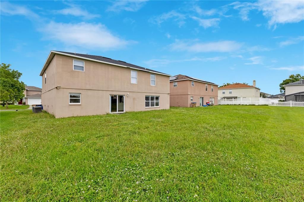 На продажу: $410,000 (5 спален, 3 ванн, 3298 Квадратных фут)