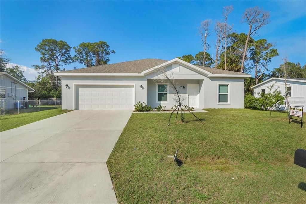 For Sale: $305,000 (4 beds, 2 baths, 1695 Square Feet)