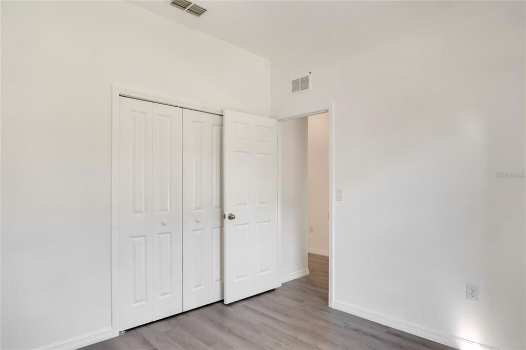 For Sale: $305,000 (4 beds, 2 baths, 1695 Square Feet)