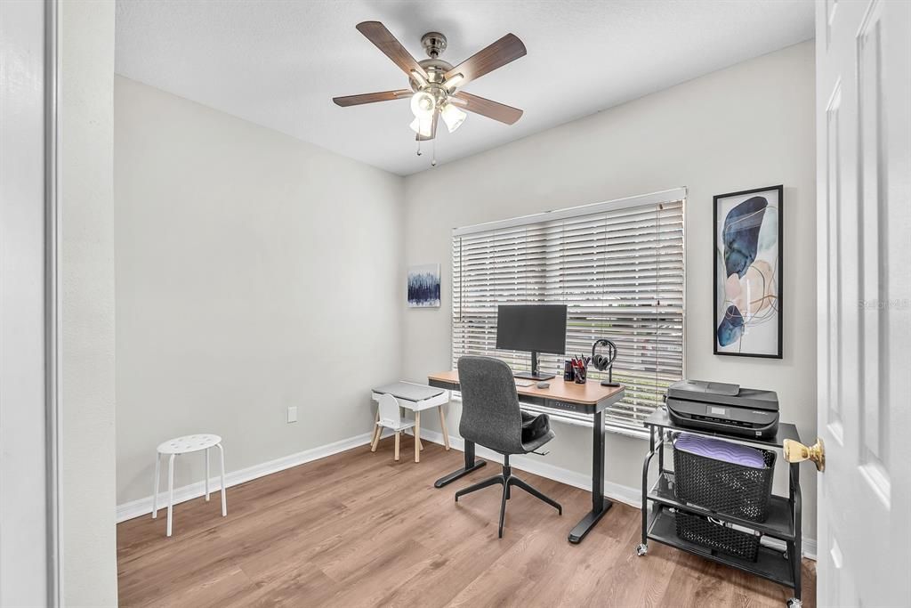 For Sale: $250,000 (3 beds, 2 baths, 1383 Square Feet)