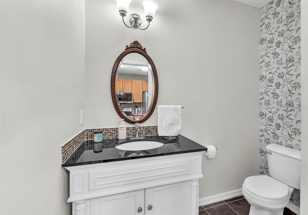 For Sale: $250,000 (3 beds, 2 baths, 1383 Square Feet)