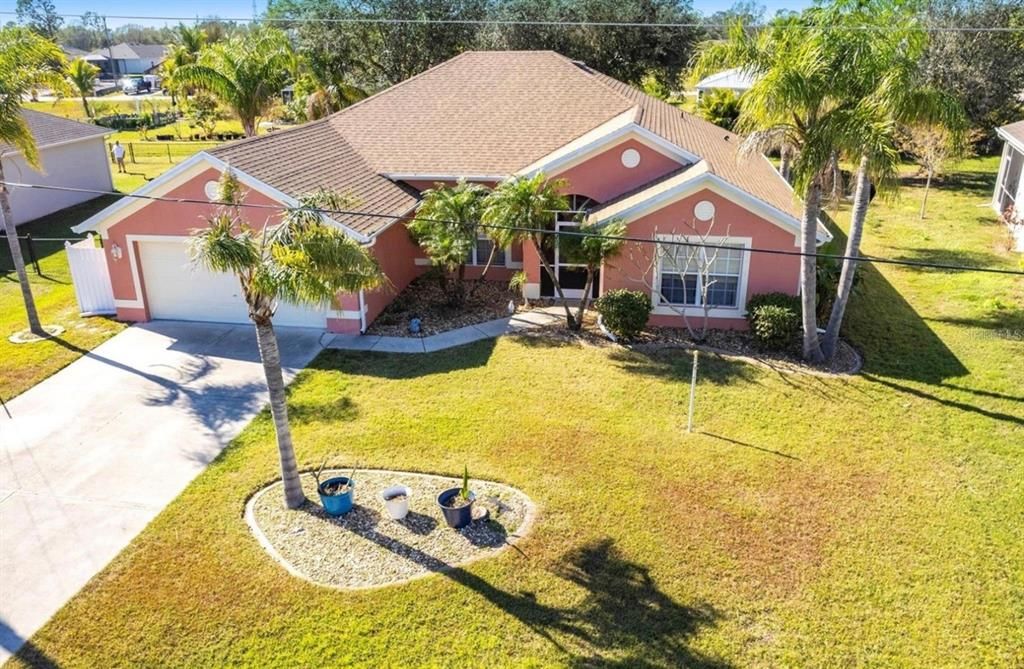 For Sale: $320,000 (4 beds, 2 baths, 2304 Square Feet)