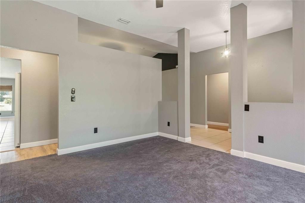 For Sale: $320,000 (4 beds, 2 baths, 2304 Square Feet)